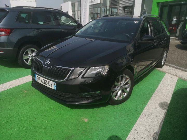 SKODA OCTAVIA 2017 tmbjg7ne7j0104287