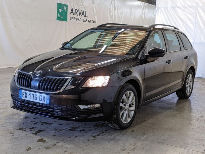 SKODA OCTAVIA 2018 tmbjg7ne7j0323847