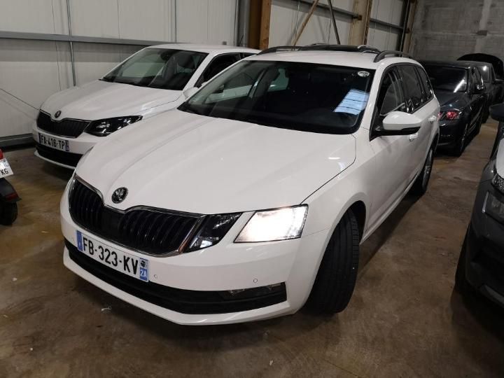 SKODA OCTAVIA 2018 tmbjg7ne7k0014607