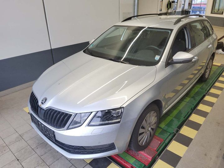 SKODA OCTAVIA 2019 tmbjg7ne7k0166211