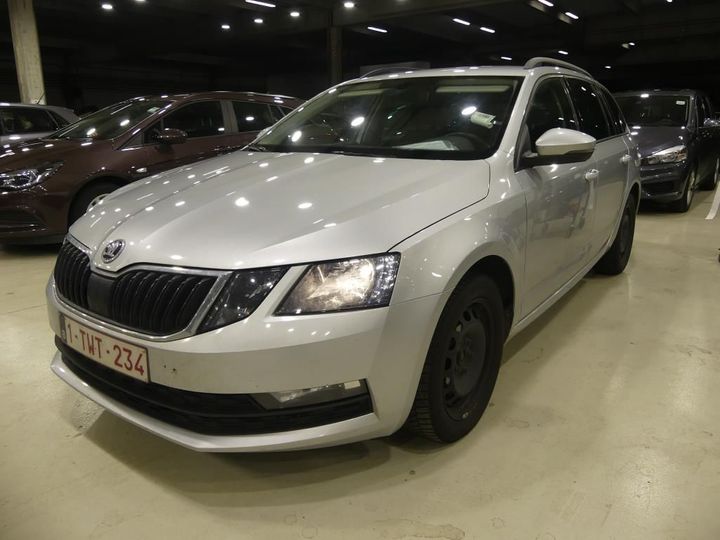 SKODA OCTAVIA 2017 tmbjg7ne8j0056623