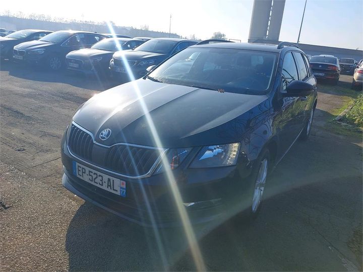 SKODA OCTAVIA 2017 tmbjg7ne8j0101558