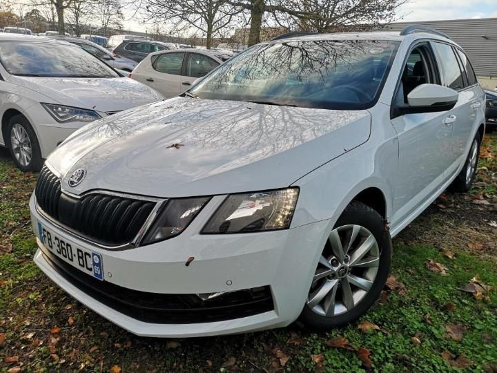 SKODA OCTAVIA 2018 tmbjg7ne8j0364648