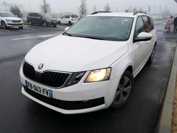 SKODA OCTAVIA 2018 tmbjg7ne8k0048362