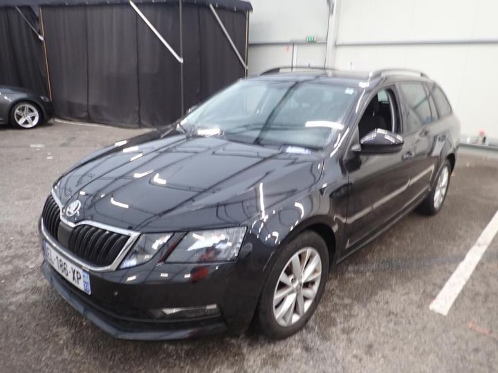 SKODA OCTAVIA 2017 tmbjg7ne9j0043203