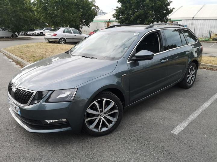 SKODA OCTAVIA 2017 tmbjg7ne9j0201426