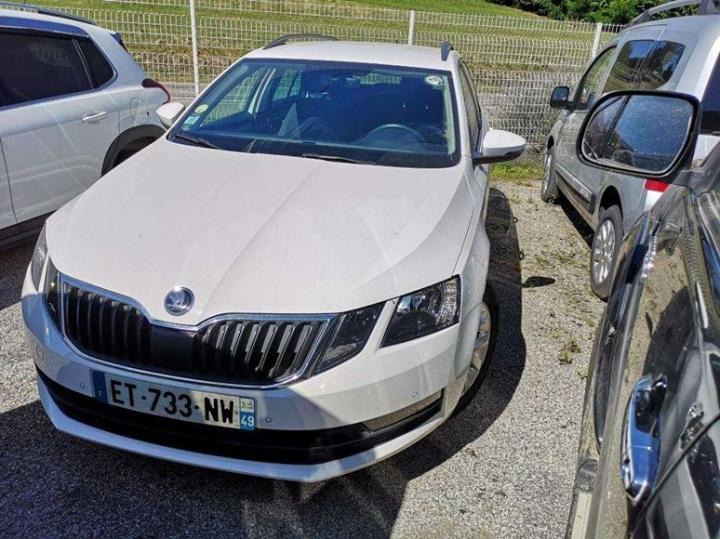 SKODA OCTAVIA 2018 tmbjg7ne9j0255695