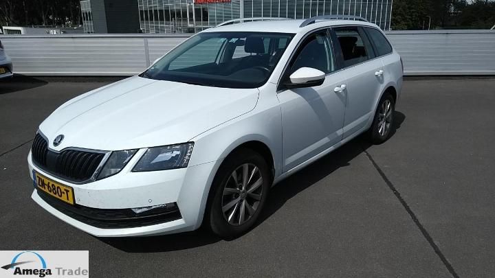 SKODA OCTAVIA 2018 tmbjg7ne9j0380082