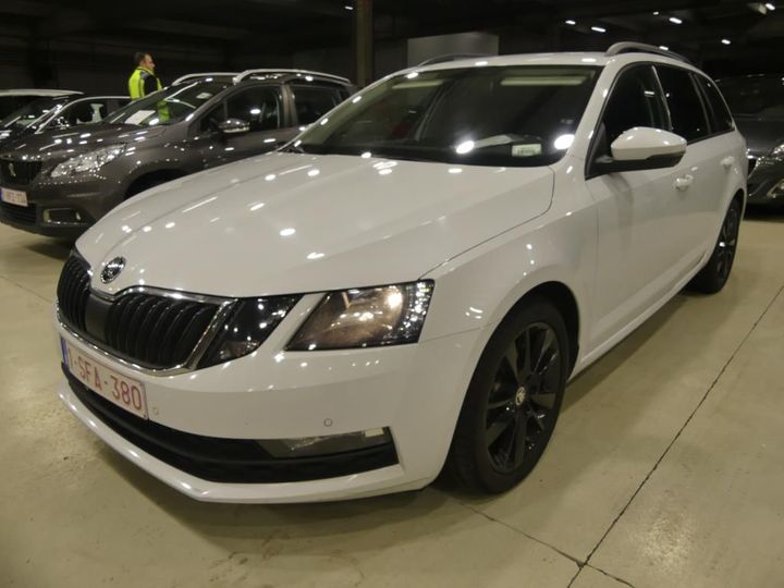 SKODA OCTAVIA 2017 tmbjg7nexj0055571