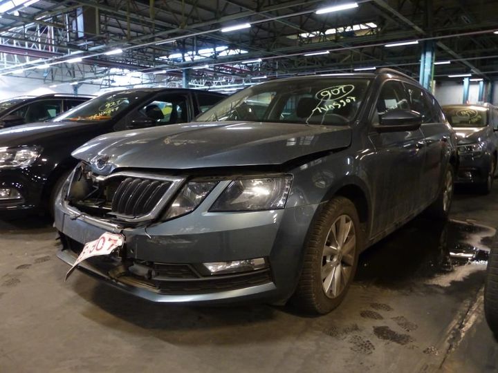 SKODA OCTAVIA 2018 tmbjg7nexk0017968