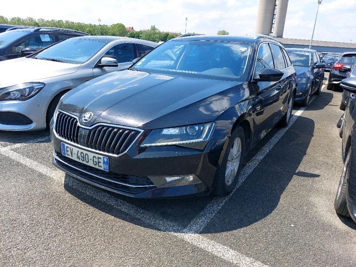 SKODA SUPERB 2018 tmbjg7np1j7562822