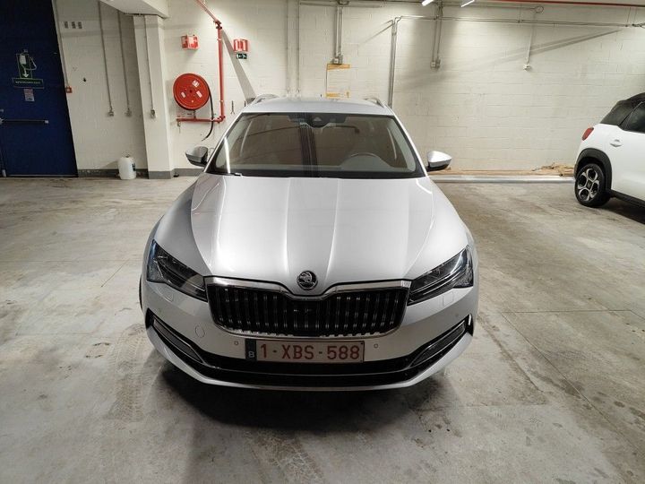 SKODA SUPERB 2019 tmbjg7np3l7026117