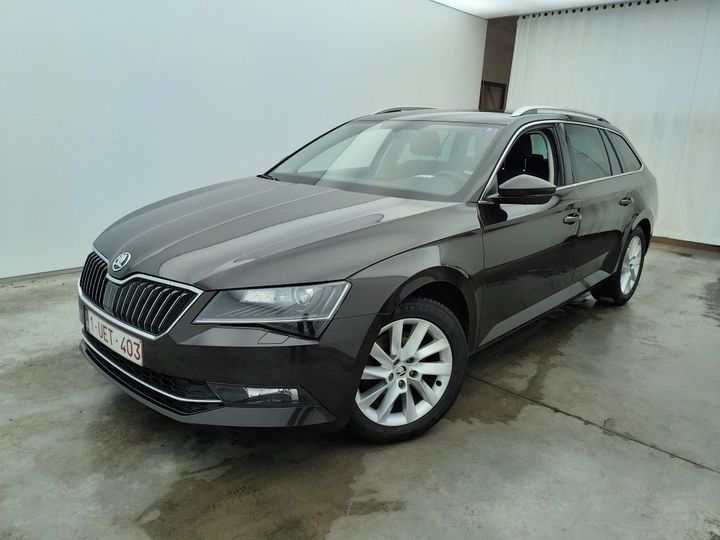 SKODA SUPERB 2018 tmbjg7np8j7584719