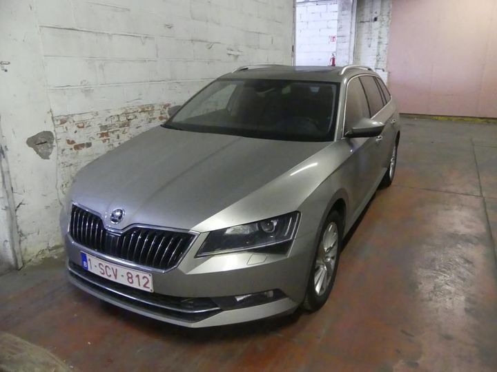 SKODA SUPERB 2017 tmbjg7np9h7544921