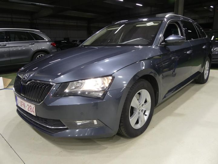 SKODA SUPERB 2018 tmbjg7np9j7586883