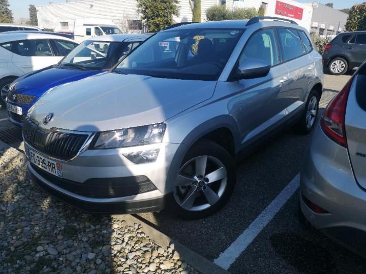 SKODA KAROQ 2018 tmbjg7nu4j5045614