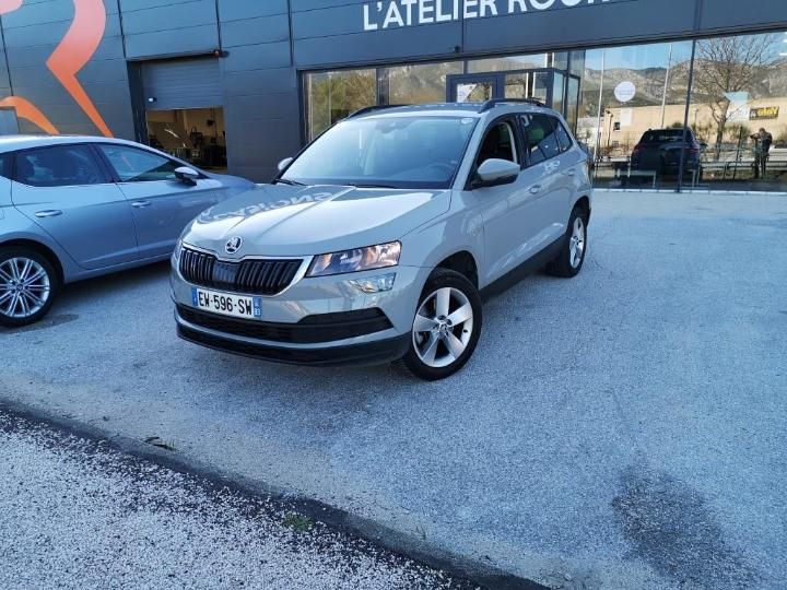 SKODA KAROQ 2018 tmbjg7nu7j5031951