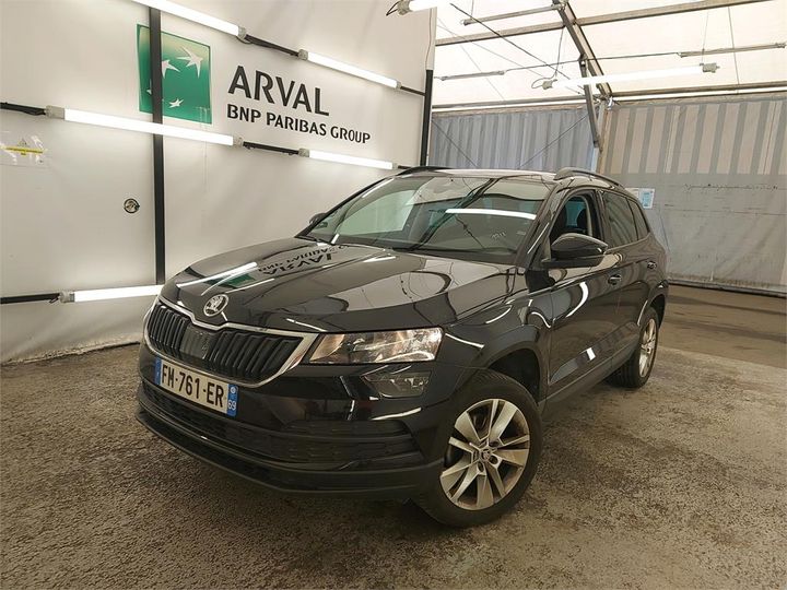 SKODA KAROQ 2019 tmbjg7nu7lj011418