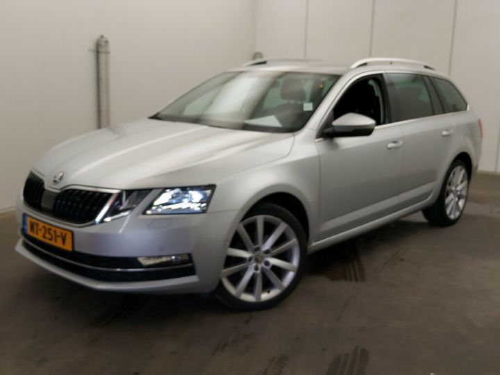 SKODA OCTAVIA 2017 tmbjg9ne0j0049242