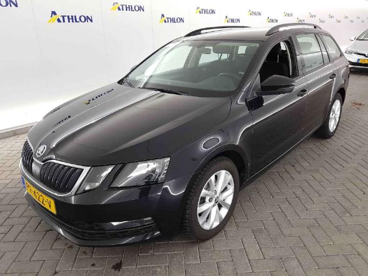 SKODA OCTAVIA 2017 tmbjg9ne0j0121301