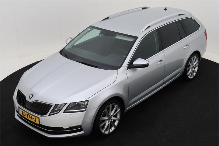 SKODA OCTAVIA 2018 tmbjg9ne0j0197018