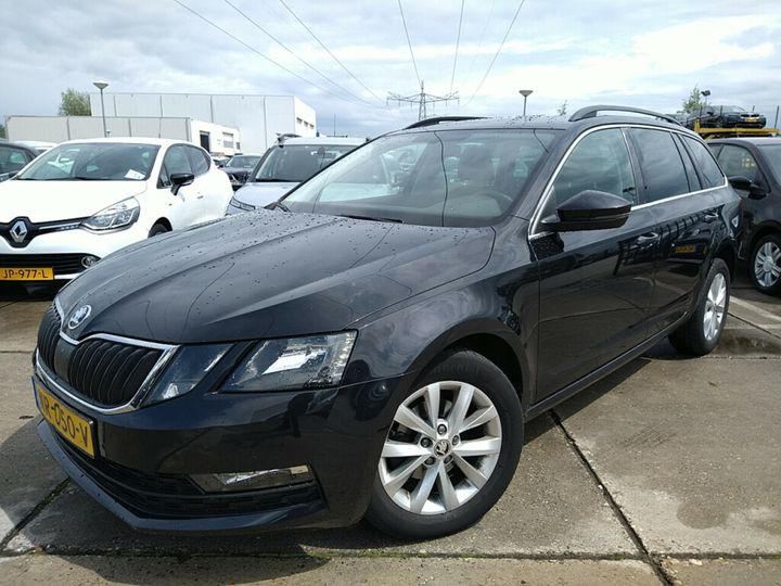 SKODA OCTAVIA 2017 tmbjg9ne1j0032644