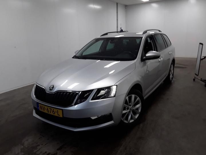 SKODA OCTAVIA 2017 tmbjg9ne1j0043918