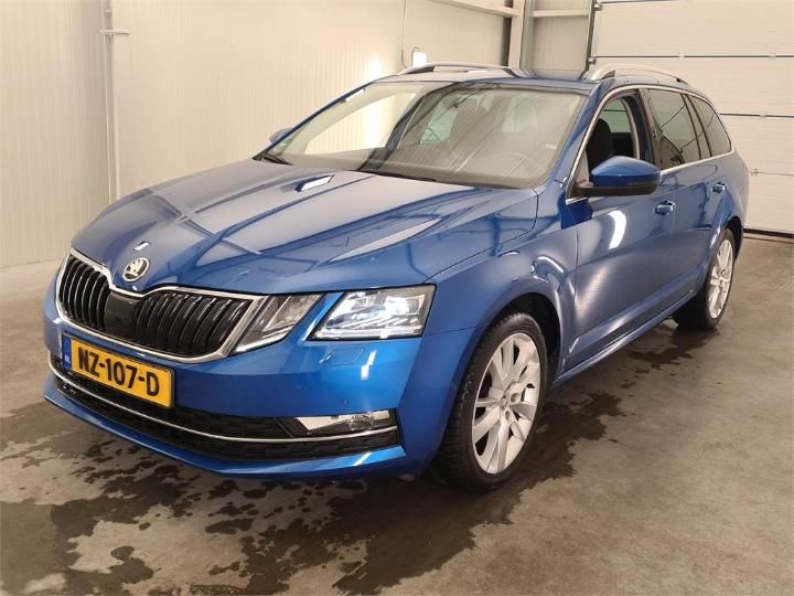 SKODA OCTAVIA 2017 tmbjg9ne1j0056989