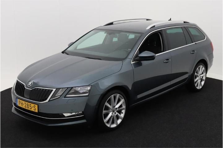 SKODA OCTAVIA 2017 tmbjg9ne1j0103857