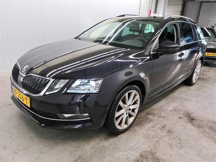 SKODA OCTAVIA 2017 tmbjg9ne1j0189123