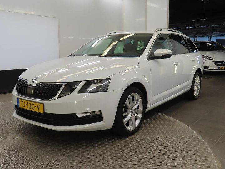 SKODA OCTAVIA 2018 tmbjg9ne1j0339456