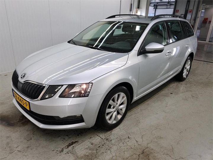 SKODA OCTAVIA 2018 tmbjg9ne1k0076418