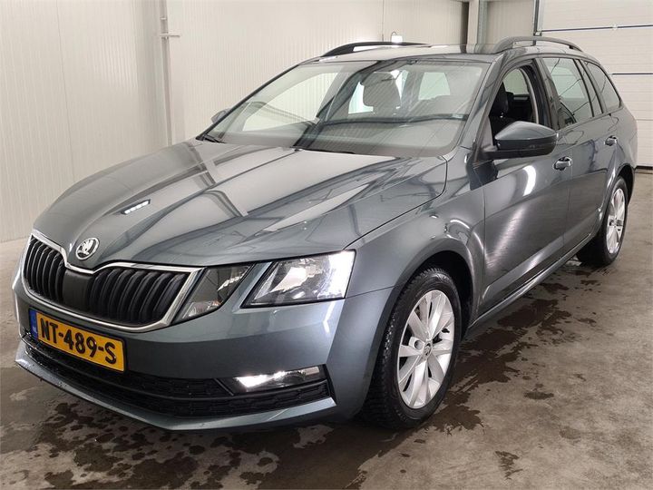 SKODA OCTAVIA 2017 tmbjg9ne2j0047721