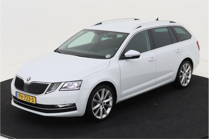 SKODA OCTAVIA 2017 tmbjg9ne2j0104175