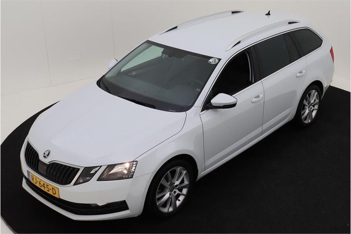 SKODA OCTAVIA 2018 tmbjg9ne2j0203451