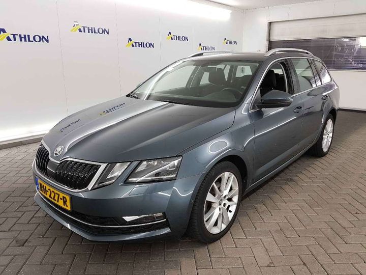 SKODA OCTAVIA 2017 tmbjg9ne2j0208326