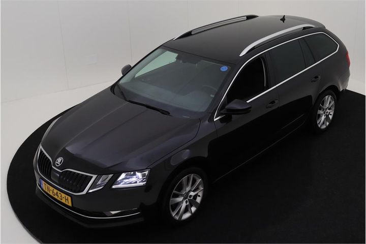 SKODA OCTAVIA 2018 tmbjg9ne2k0017023