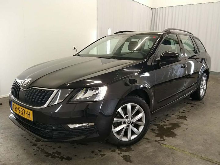 SKODA OCTAVIA 2018 tmbjg9ne2k0030676