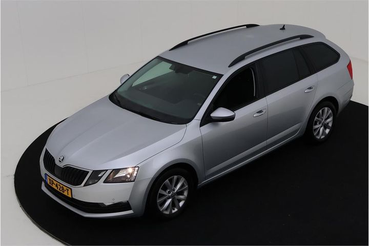 SKODA OCTAVIA 2019 tmbjg9ne2k0137081