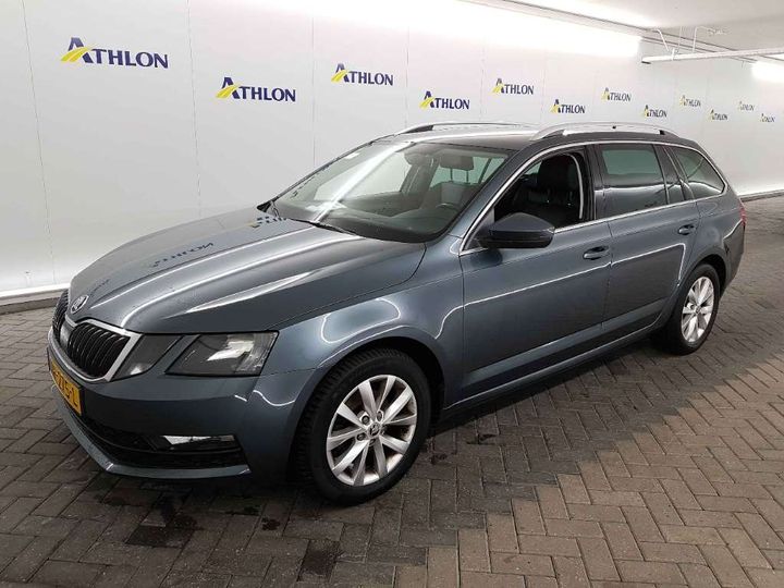 SKODA OCTAVIA 2017 tmbjg9ne3j0030832