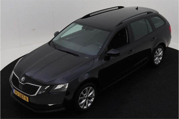 SKODA OCTAVIA 2017 tmbjg9ne3j0080145