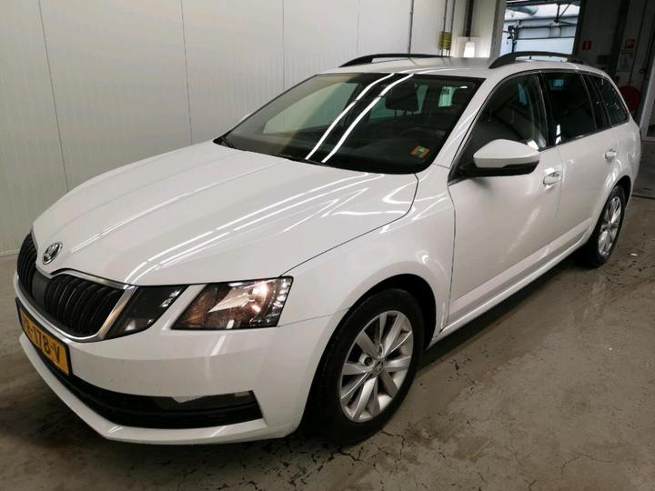 SKODA OCTAVIA 2017 tmbjg9ne3j0134821