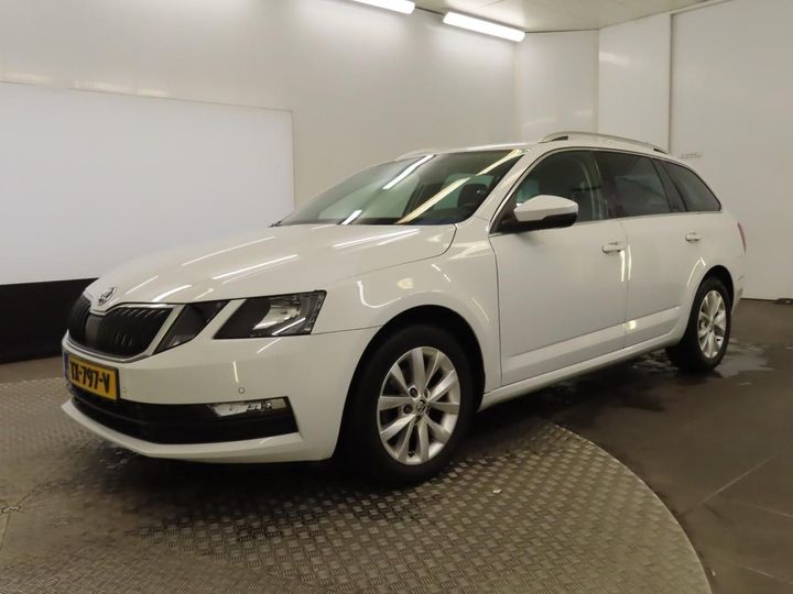 SKODA OCTAVIA 2018 tmbjg9ne3k0040620