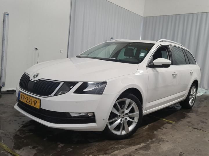 SKODA OCTAVIA 2019 tmbjg9ne3k0089560