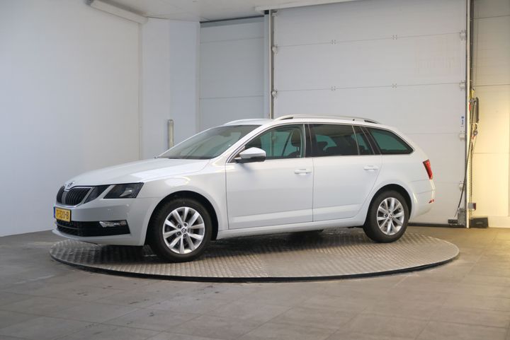 SKODA OCTAVIA 2018 tmbjg9ne4j0346191