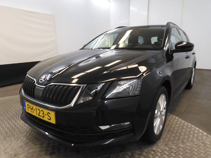 SKODA OCTAVIA 2017 tmbjg9ne5j0107779