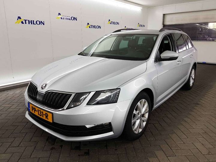 SKODA OCTAVIA 2017 tmbjg9ne5j0120502