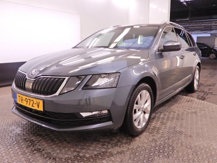 SKODA OCTAVIA 2018 tmbjg9ne5k0042563