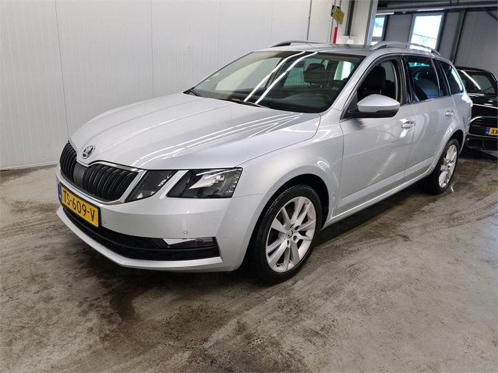 SKODA OCTAVIA 2018 tmbjg9ne5k0047469