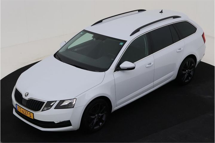 SKODA OCTAVIA 2018 tmbjg9ne5k0049593